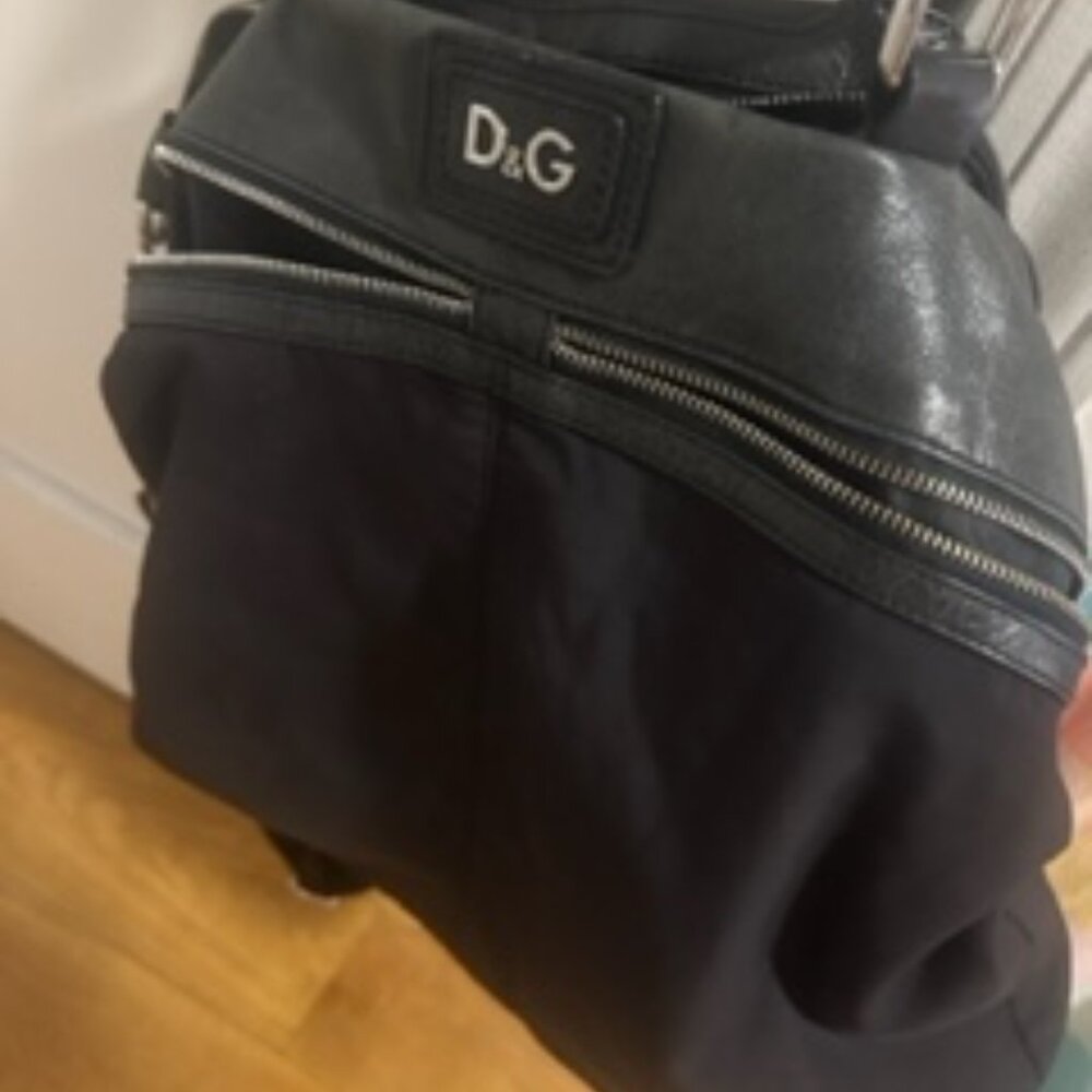 Dolce and Gabbana black leather handbag two front zippers